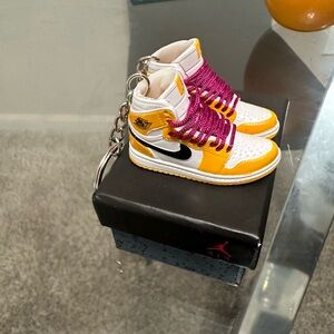AIR JORDAN MINI KEY CHAINS